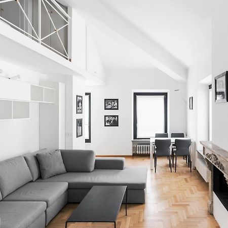 Apartamento Living Brera, a unique experience - Vicolo Fiori Milán Exterior foto