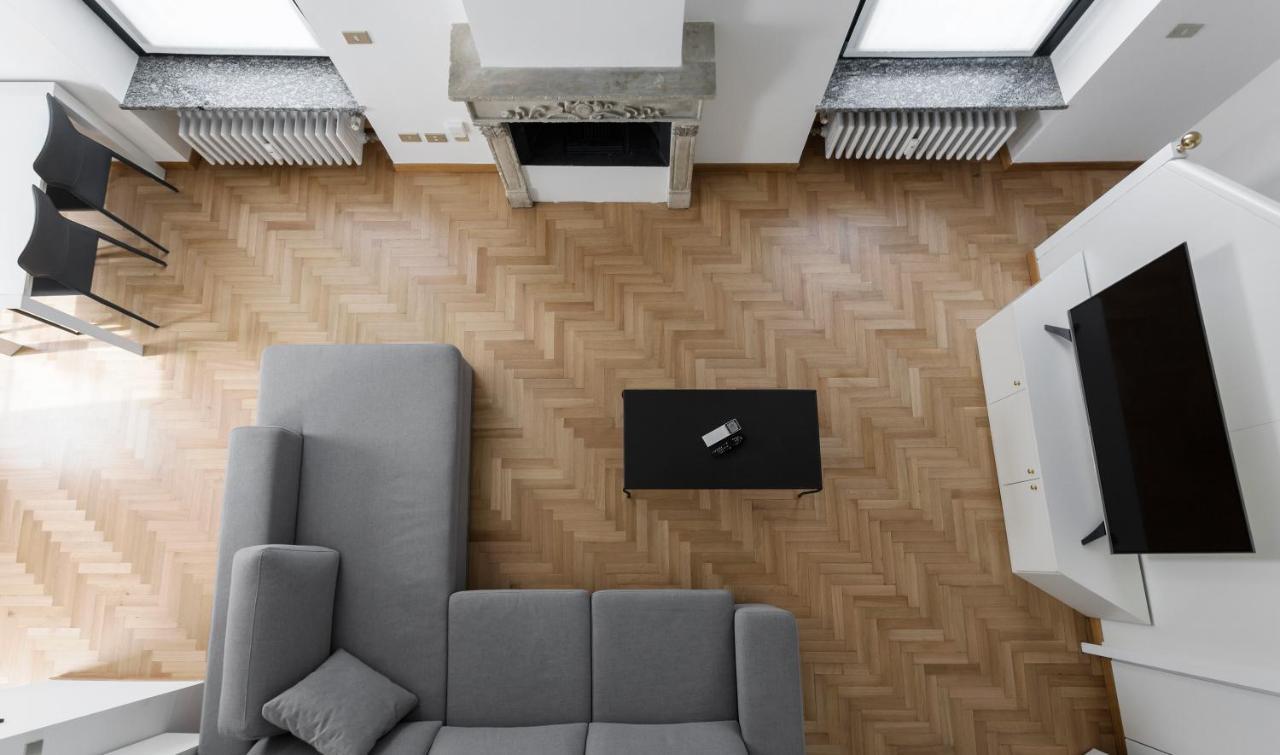Apartamento Living Brera, a unique experience - Vicolo Fiori Milán Exterior foto