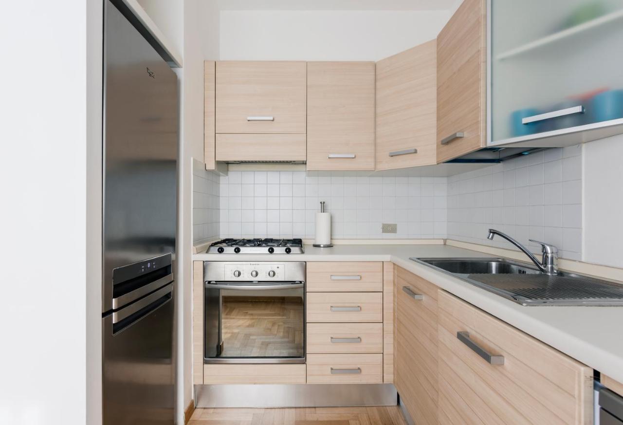 Apartamento Living Brera, a unique experience - Vicolo Fiori Milán Exterior foto